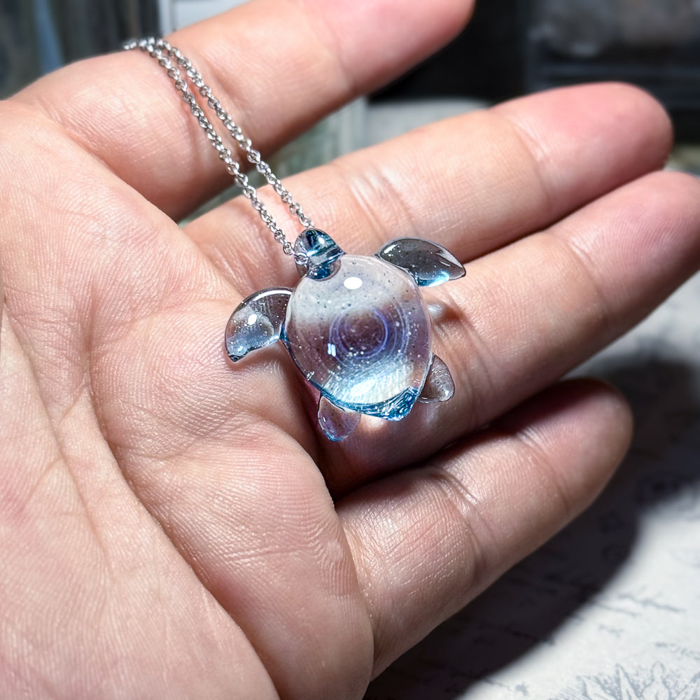 Sea turtle pendant, pure, stainless steel chain type