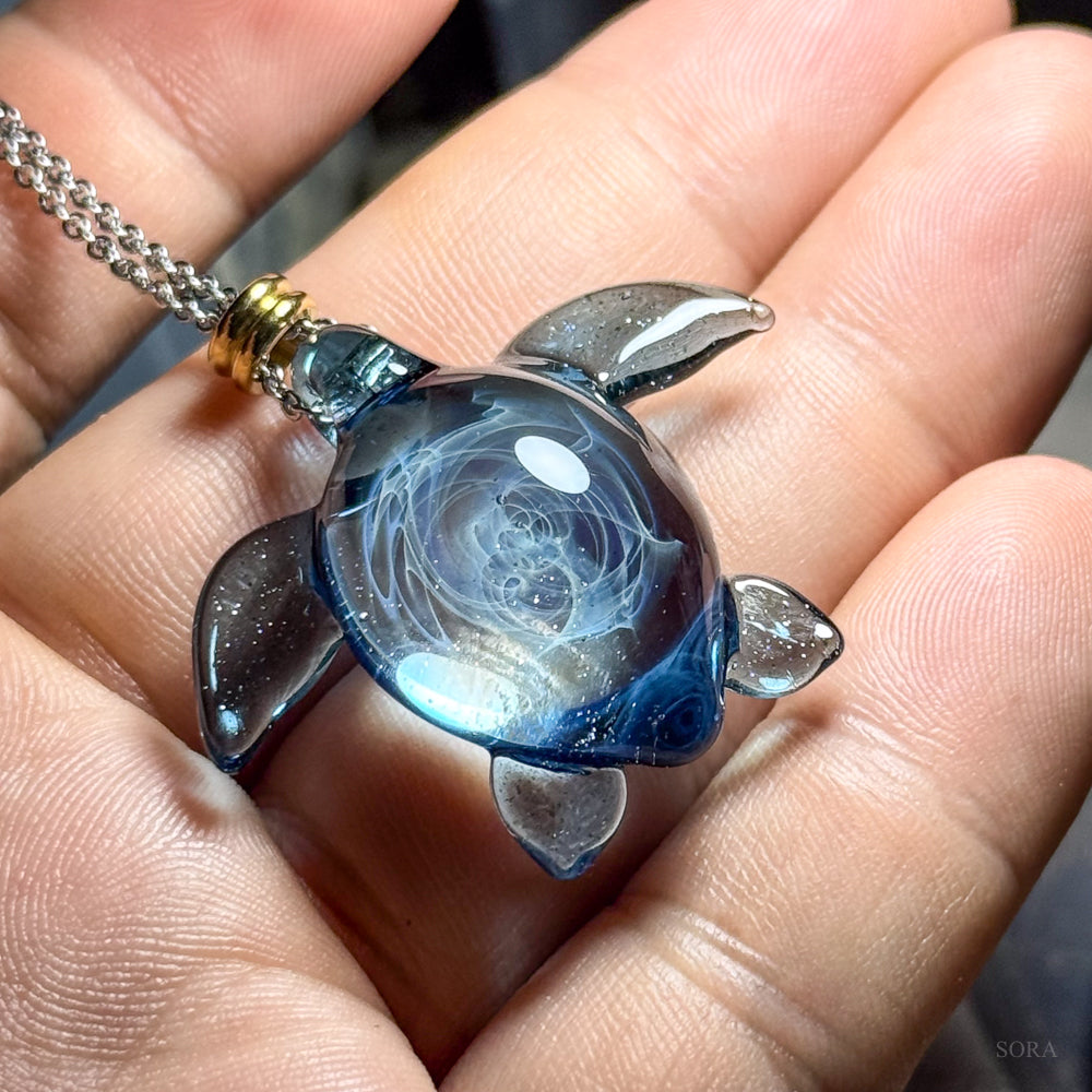 Sea turtle pendant, normal size, stainless steel chain type