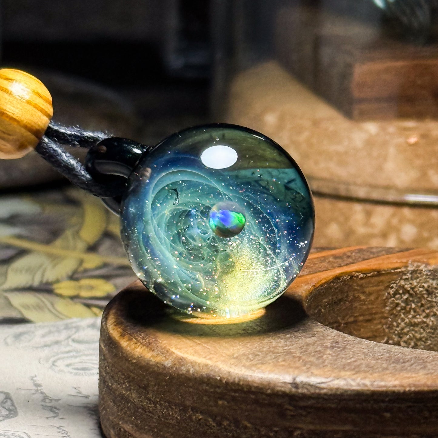 きらめきの宇宙ペンダント #2649