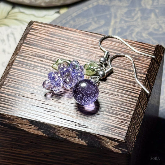 Asymmetrical grape earrings