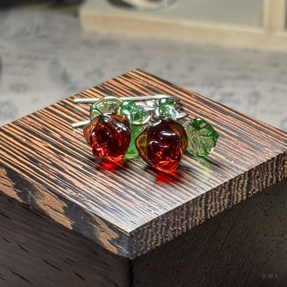 薔薇のアシンメトリーピアス　