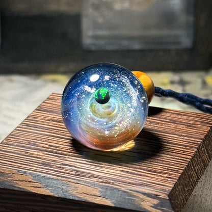 彩の宇宙ペンダント