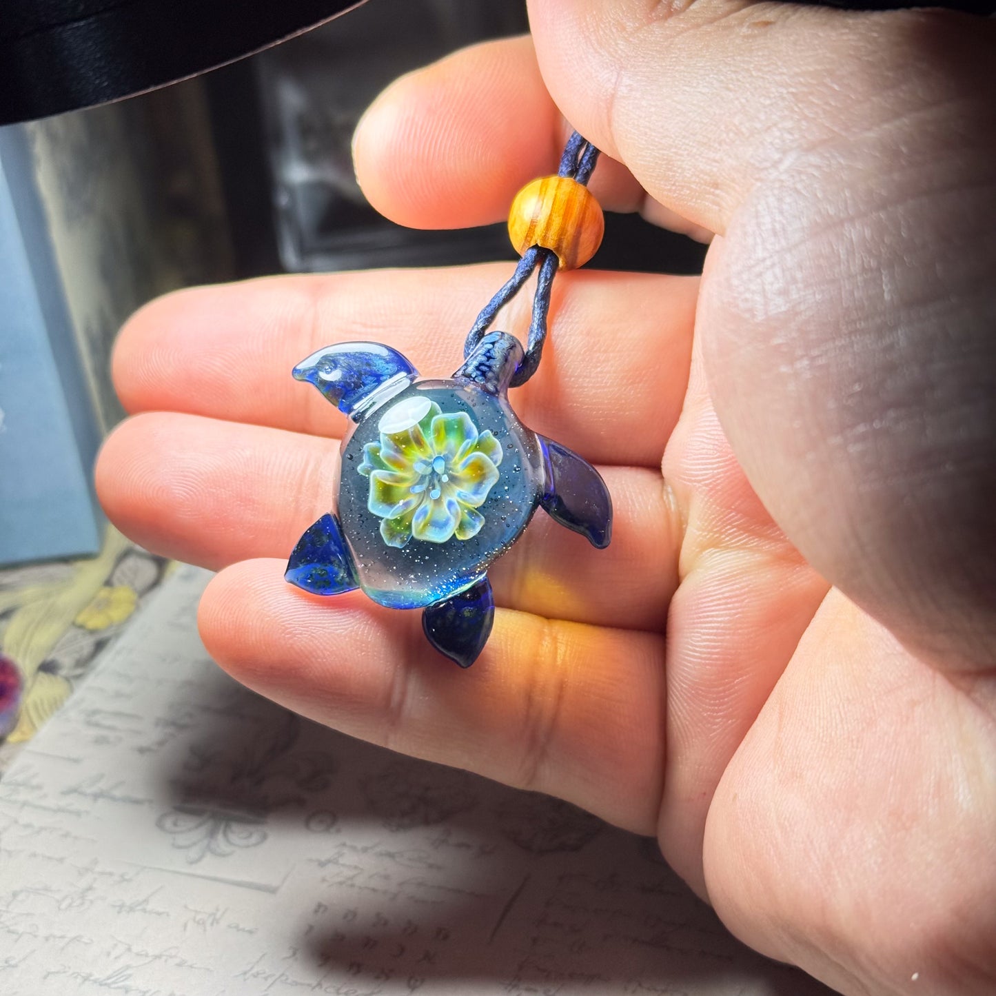Sea Turtle Pendant Flower