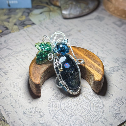 Wire-wrapped Pendant Moonlight Beach Guardian ~Sea Turtle~ #26241