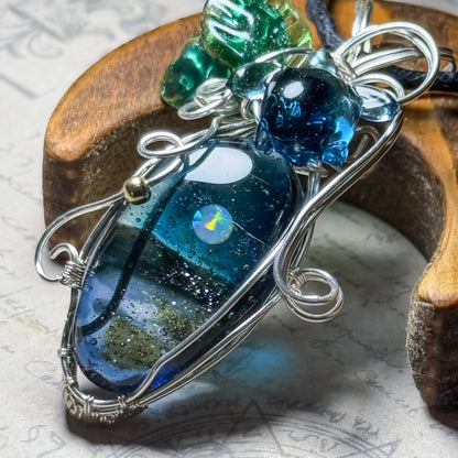 Wire-wrapped Pendant Moonlight Beach Guardian ~Sea Turtle~ #26241