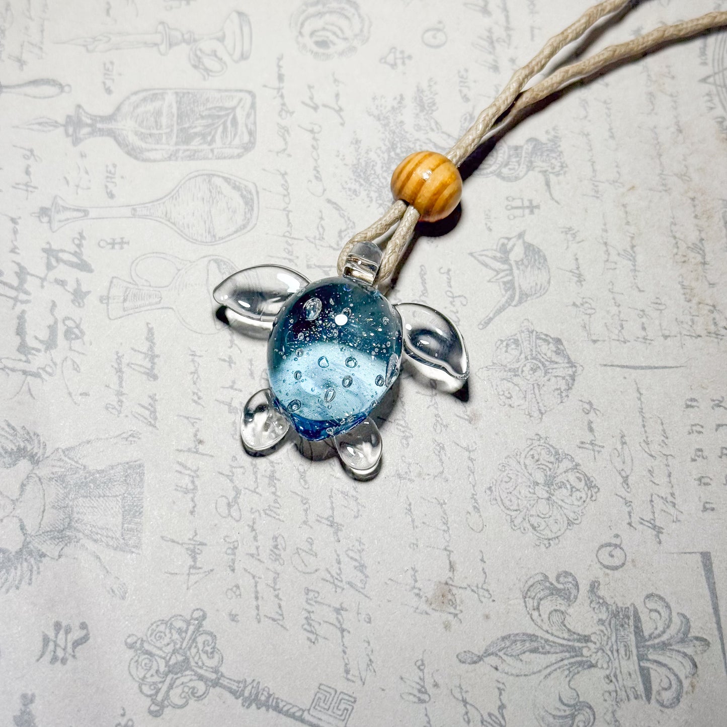 ウミガメのペンダント　水の輝き ＃4092