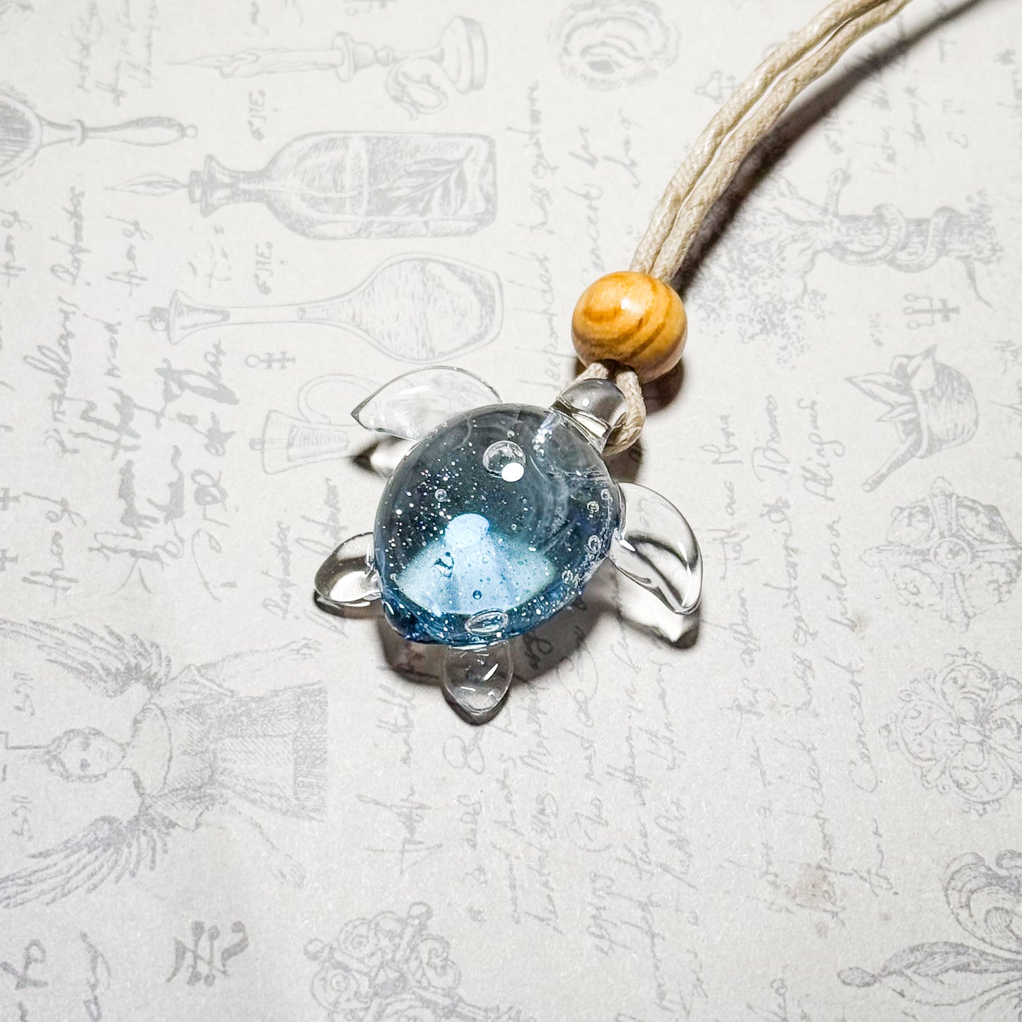 Sea turtle pendant - Shimmering Water #4091